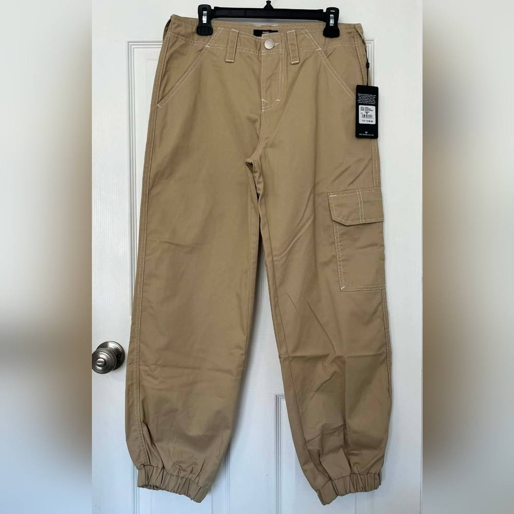 True Religion Cargo Pant (28)